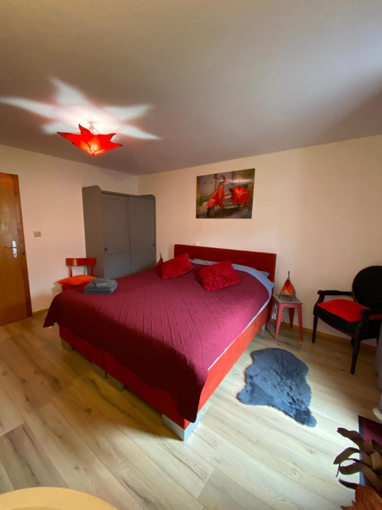 Gaestehaus Schmitt Guest house *